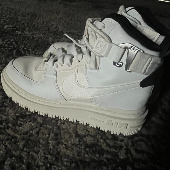 Nike Air Force 1s - Picture 4 of 5